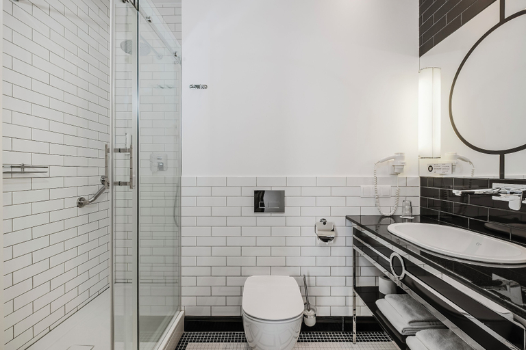 Bathroom 4, Craft Beer Central Hotel, Gdańsk City
