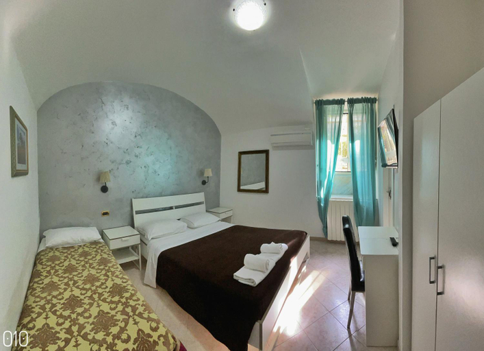 Bedroom, Hotel Pisa, Roma
