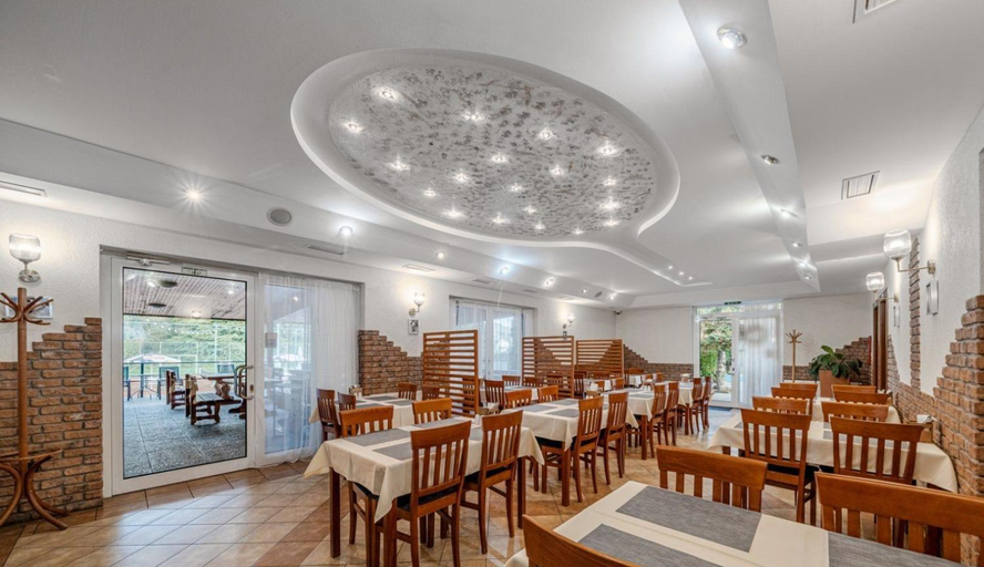 Others 5, Raketa Residence, restaurant & hotel, Prievidza