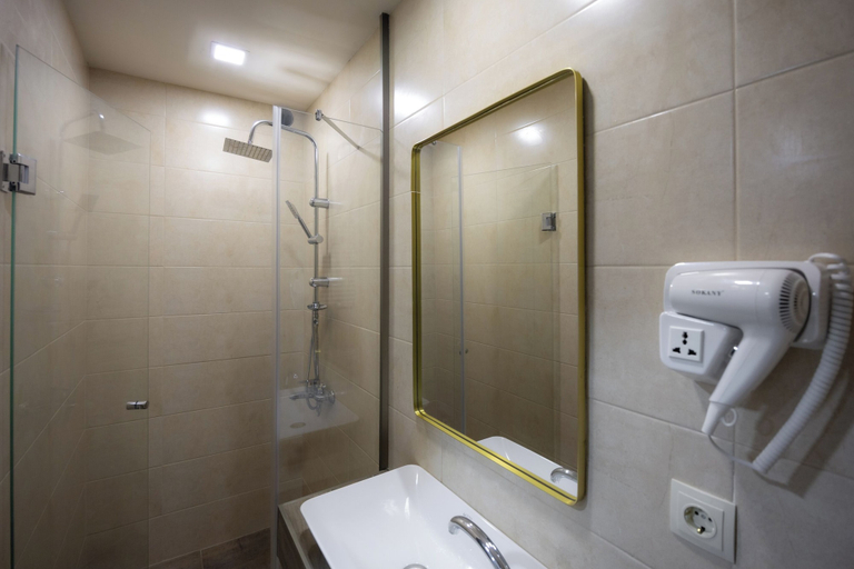 Bathroom 4, Regraph Hotel, Tbilisi