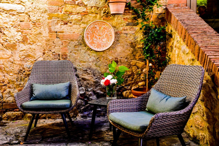 Public Area 2, LaChiusa Tuscany, Siena