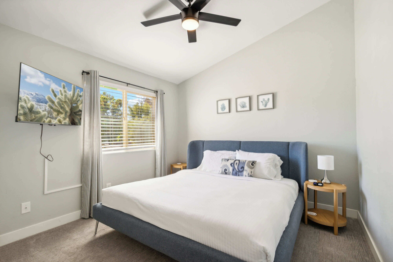 Bedroom 3, 5BDR with Pool and Scenic Golf Views!, Maricopa