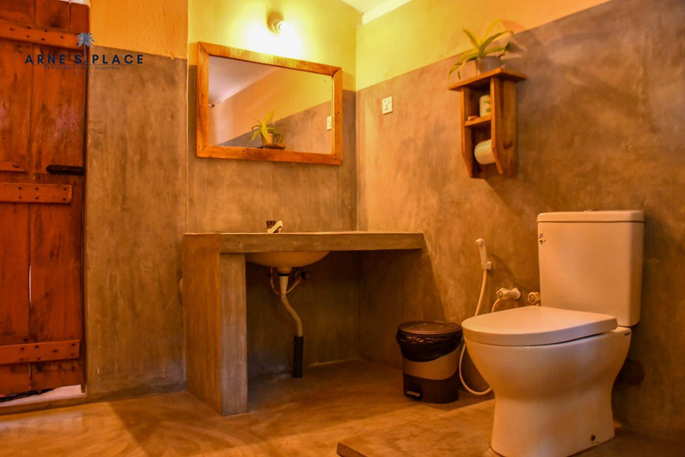 Bathroom 3, Arne's Place, Pothuvil
