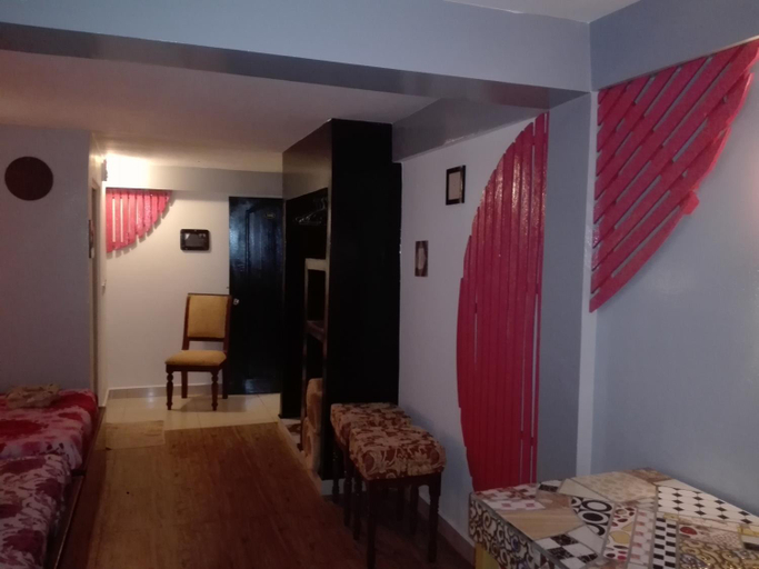 Bedroom 2, Hotel de la Plage, Kaeb