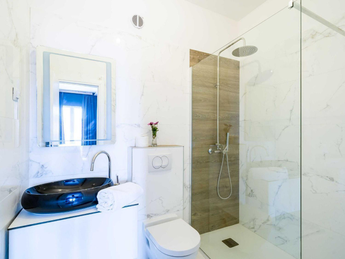 Bathroom 2, Apartments Tayra - Comfort studio apartment with balcony BR3, Dubrovnik