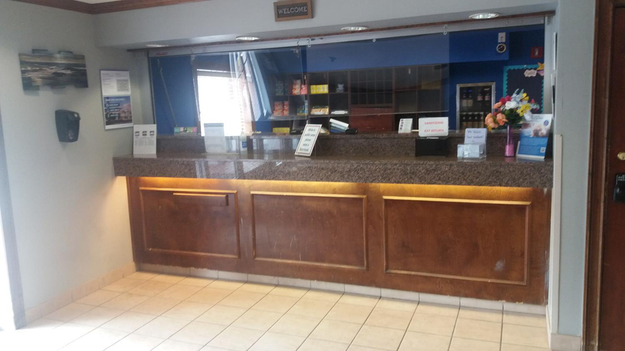 Public Area 2, Motel 6 Myrtle Beach, SC, Horry