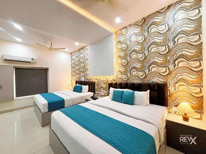 Bedroom 3, Hotel Diamond Palace, Varanasi