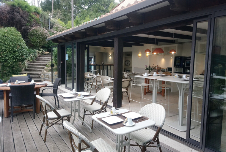 Food & Drinks 5, Castel' Provence, Alpes-Maritimes