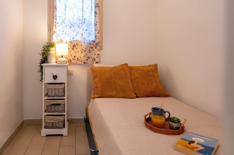 Room 2, Sardinia RE - La Favola 5, Sassari