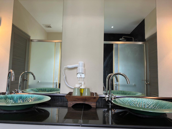 Bathroom 3, Sakoo Valley Resort, Phuket Island