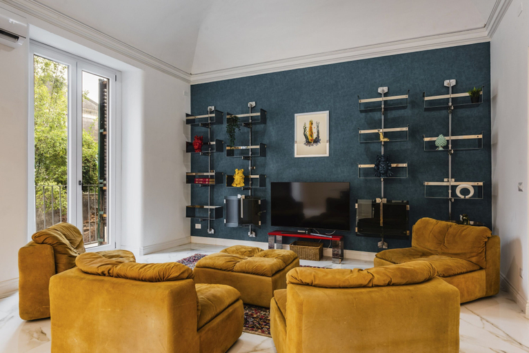 Room 3, Upscale Urban Apartment, Catania