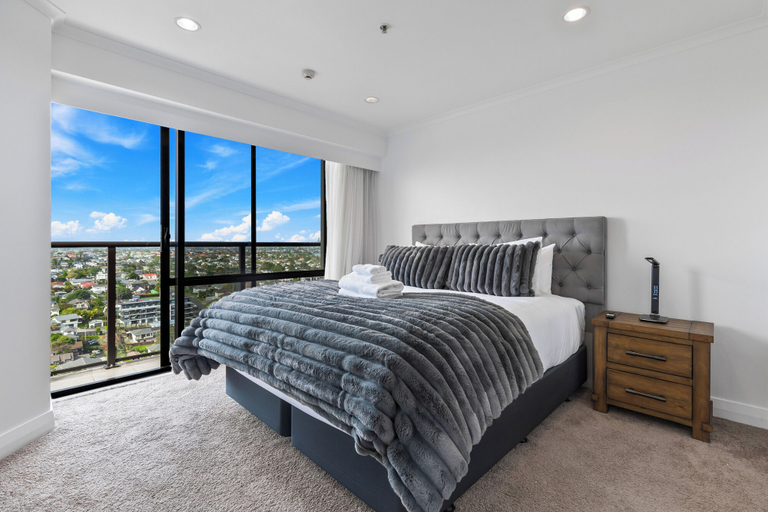 Bedroom 2, Modern 1BR w Pool/Gym Steps to Beach: Zodiak Stays, Waitakere