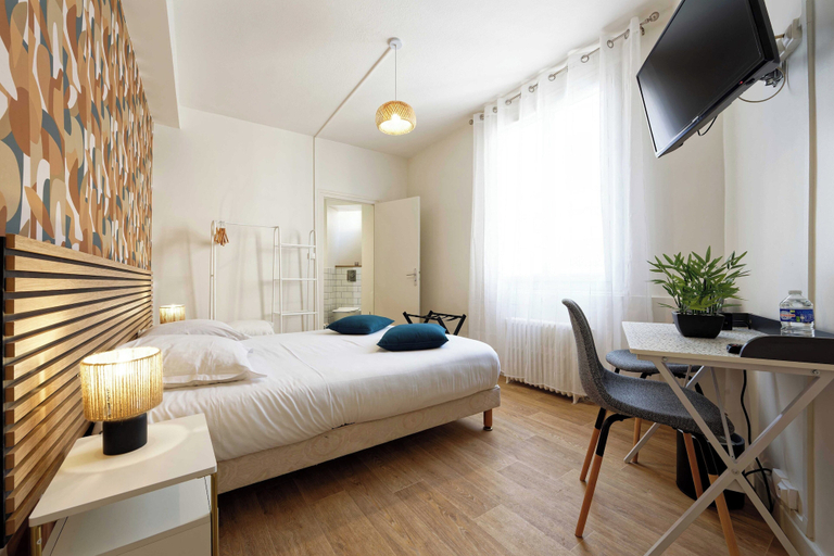 Bedroom 3, Hôtel le Terminus et son restaurant Côte à Côte, Saône-et-Loire