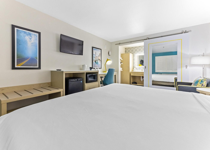 Bedroom 3, Hillstone Inn Tulare, an Ascend Collection Hotel, Tulare