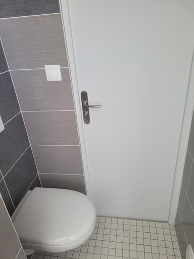 Bathroom 3, Hotel de la Plage, Manche