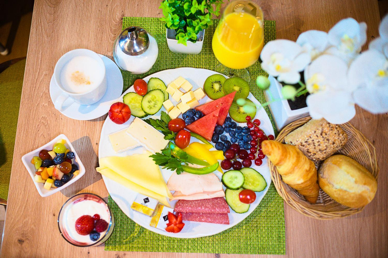 Food & Drinks 5, Hike Inn Hotels by Emmerich, Mayen-Koblenz