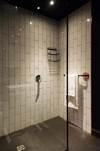 Bathroom 4, wex 1, City of Cape Town