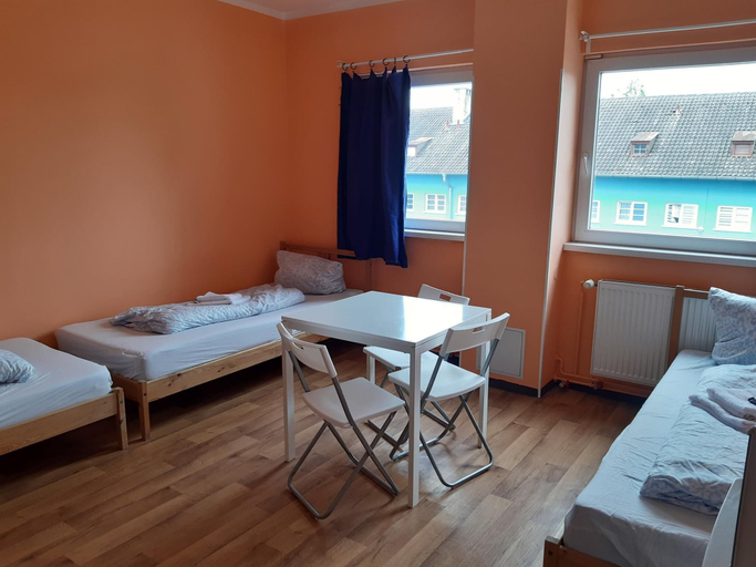 Bedroom 4, 2-Rent Group Hostel Rooms&Apartments TUB19A, München