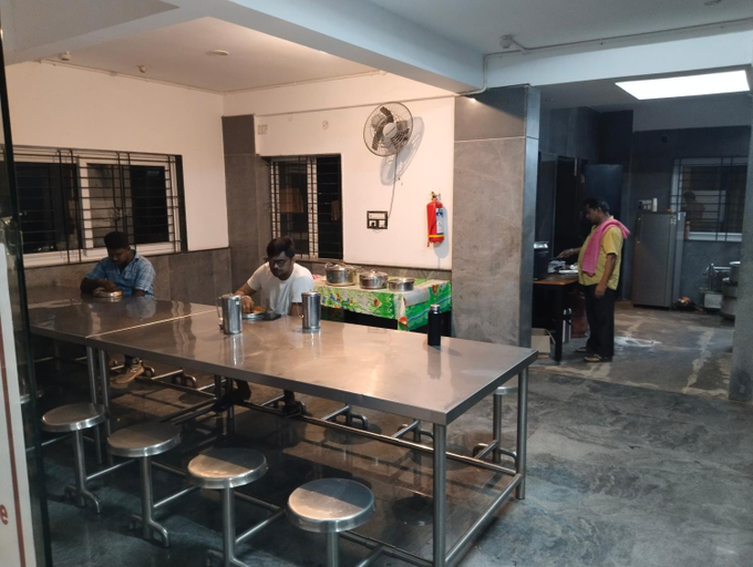 Food & Drinks 4, SRY COMFORT RESIDENCE, Bangalore