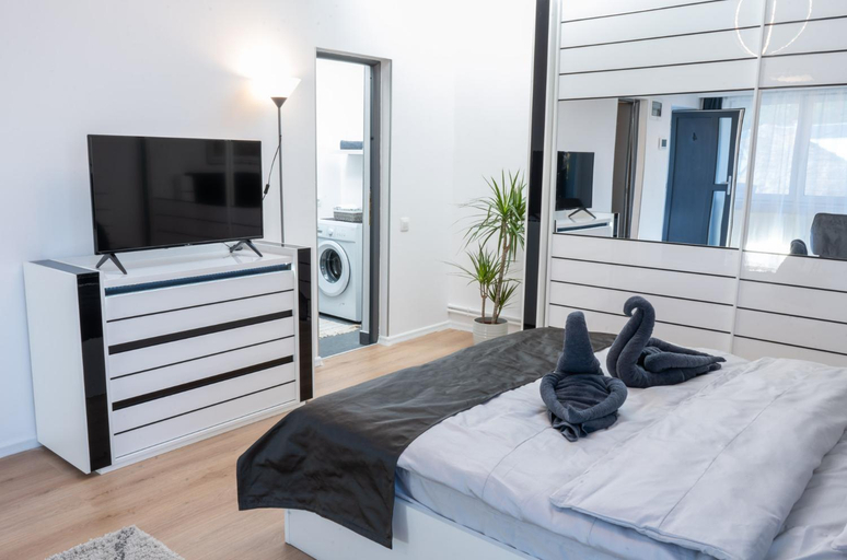Bedroom, Cris Apartments Upstairs, Targu Mures