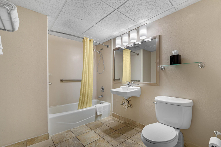 Bathroom 4, Best Western Galaxy Inn, Kent