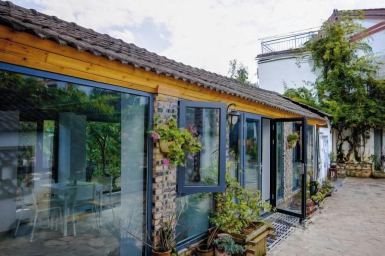 Exterior & Views 2, momo hotel, Qianxinan Buyei and Miao