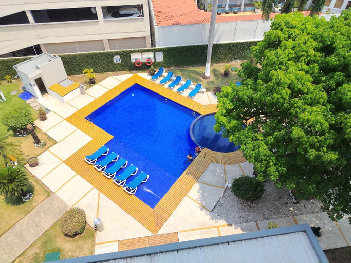 Sport & Beauty 5, Holiday Inn Express Villahermosa By IHG, Jalpa de Méndez