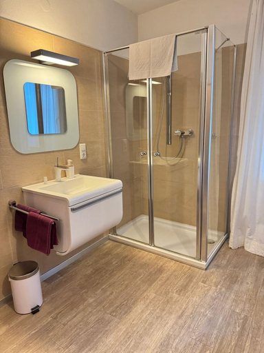 Bathroom 4, Nettersheimer Hof 1857, Euskirchen