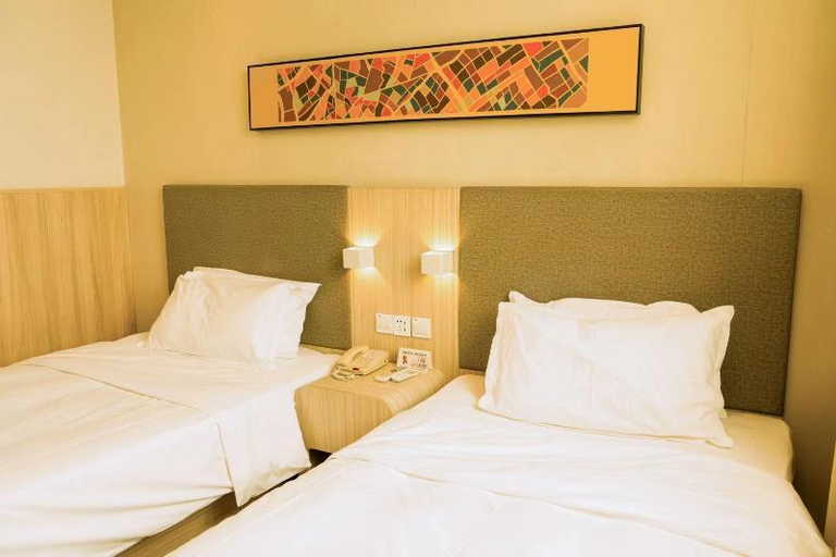 Bedroom 3, Hanting Hotel Hanzhong North Street , Hanzhong