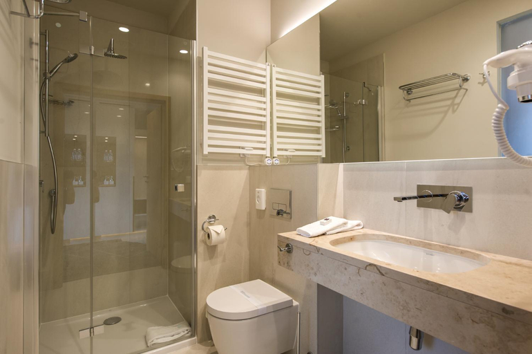 Bathroom 5, Hotel Zalewski, Gryfice