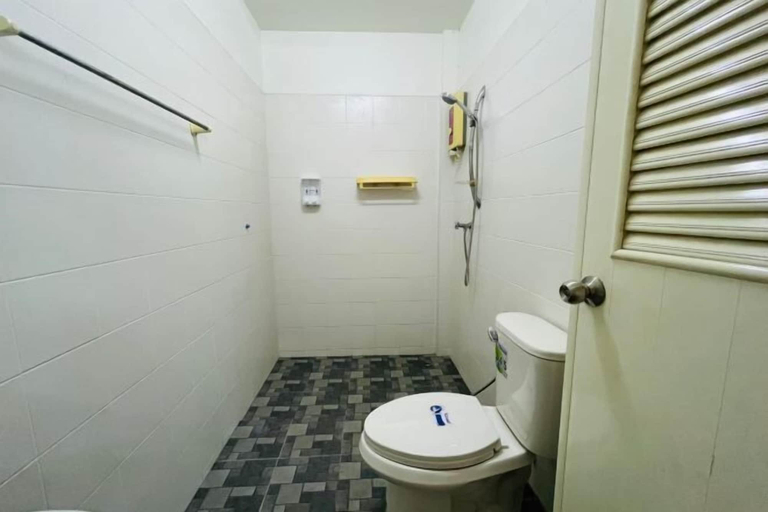 Bathroom, Genesis Urban Phuket, Phuket Island