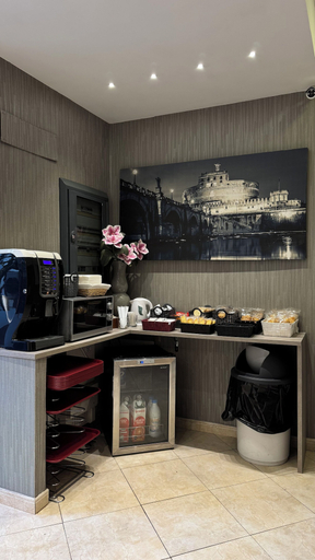 Food & Drinks, San Paolo Guest House, Rome