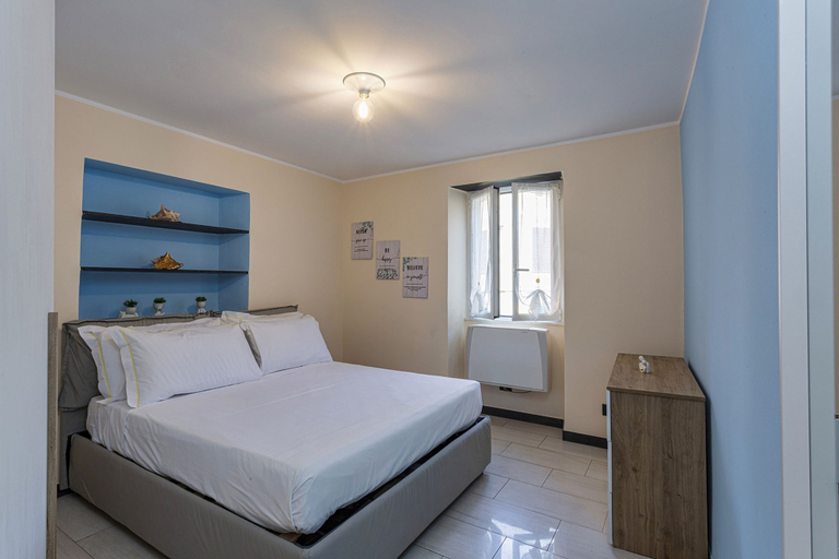 Room 2, Appartamento Centrale con Terrazzo by Wonderful Italy, Genova