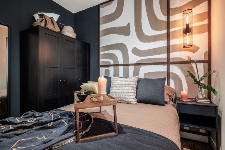 Room 4, Logo - 2 Bedrooms in Salamanca, Madrid