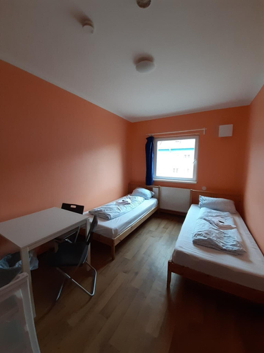 Bedroom 3, 2-Rent Group Hostel Rooms&Apartments TUB19A, München