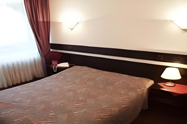 Bedroom 4, Grajski Dvor, Radovljica