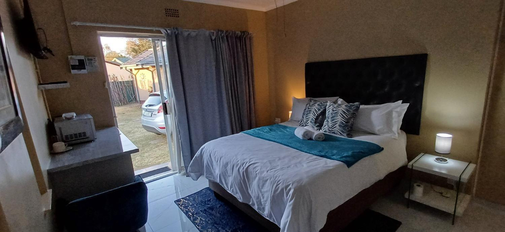 Others 5, Risima guest house, Ekurhuleni