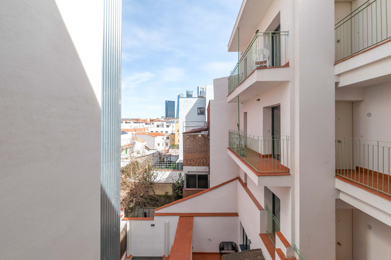 Room 3, Double Castilla 2BR Home Near Castellana Avenue, Madrid
