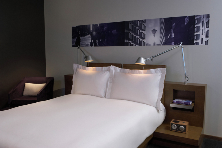 Bedroom 2, Hotel Le Germain Calgary, Division No. 6