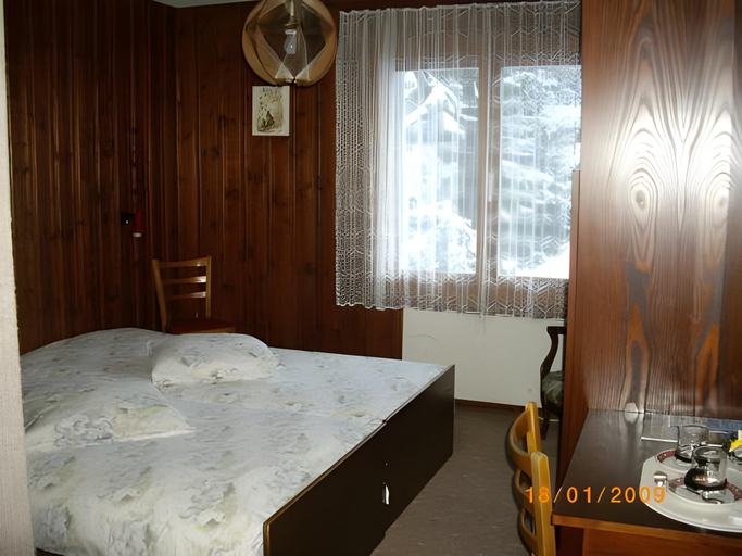 Bedroom 3, Au Bivouac de Napoléon, Entremont