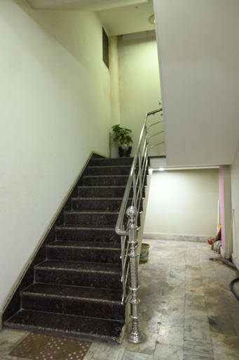 Others 2, Gauri Shankar P Guest house, Varanasi