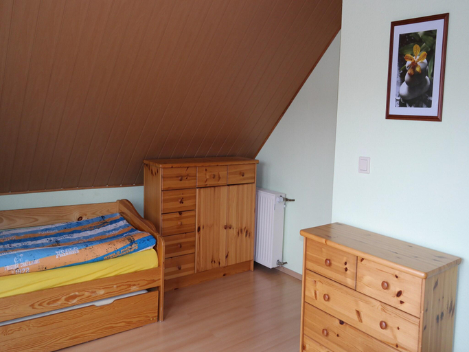 Bedroom 2, Borgerende-Rethwisch Bungalows, Rostock