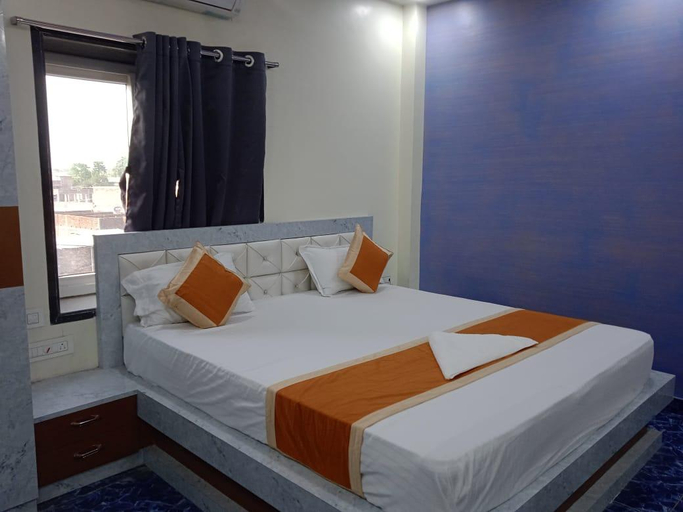Bedroom 2, Hotel Glacier, Araria