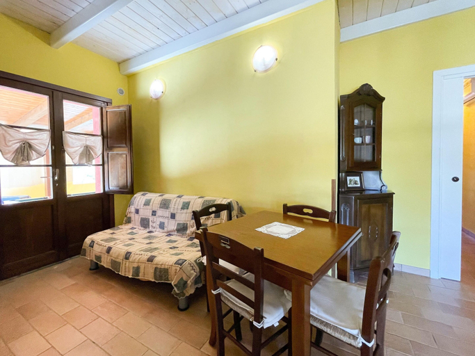 Living room, Apartment in Urbino With Pools & Veranda, Pesaro E Urbino