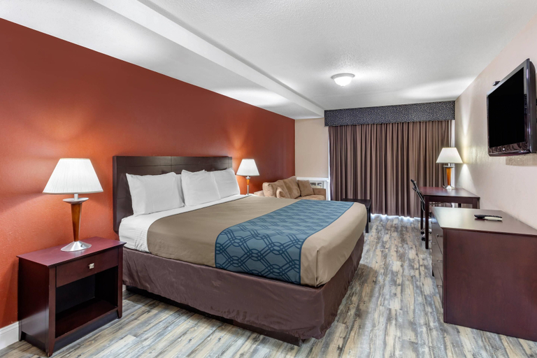 Bedroom 4, Econo Lodge Inn & Suites Old Saybrook Westbrook, Middlesex
