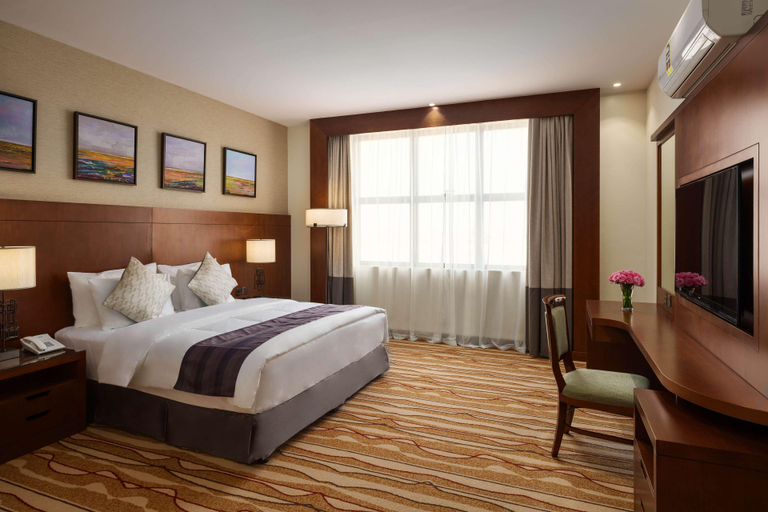 Bedroom 3, Radisson Blu Hotel, Buraidah