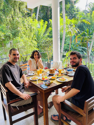 Food & Drinks, Villa Lavish, K.F.G. & G. Korale
