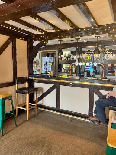 Food & Drinks 3, The Lion Hotel, Powys