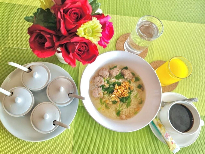 Food & Drinks 5, The Rich Hotel Rama 5, Muang Nonthaburi
