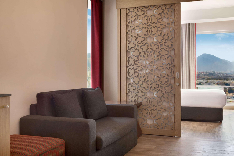 Bedroom 3, Ramada Encore by Wyndham Muscat Al-Ghubra, Bausher